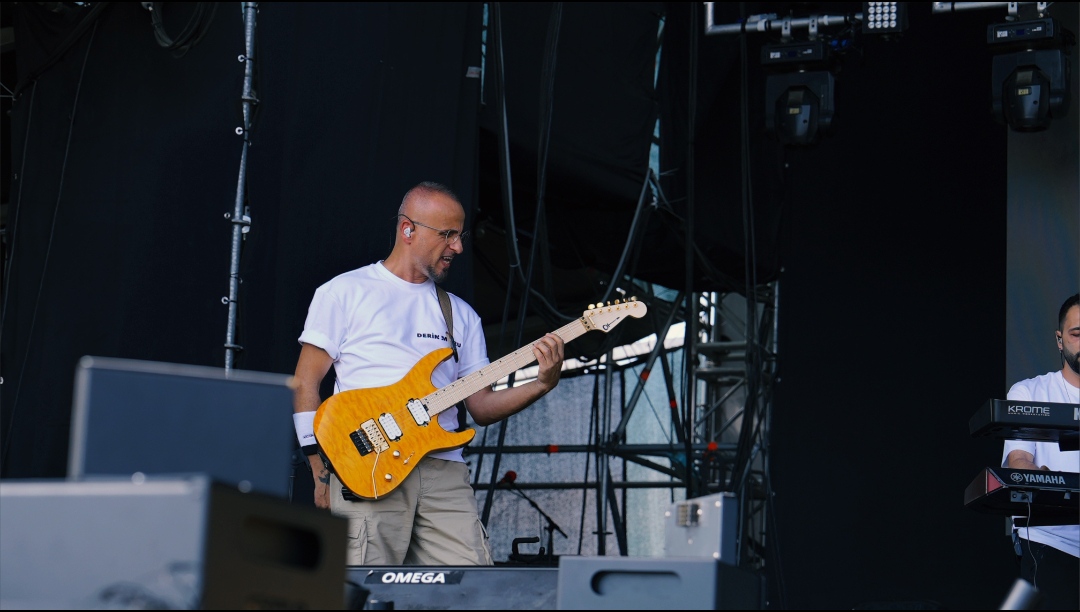 Cenk Özveren’in emek dolu başarısıyla; Derin Mevzu