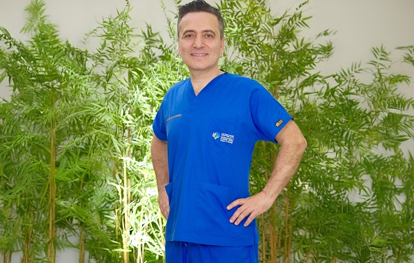 Doç. Dr. Süleyman Eserdağ, kadınlarda doğum sonrası yaşanan problemleri ve tedavi yöntemlerini açıkladı