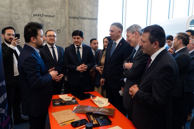 Hâne İslam Sanatları Sergisi Paris’te